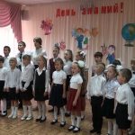 Leninsk-Kuznechane pomogli sobrat'sja v shkolu vospitannikam social'no-reabilitacionnogo